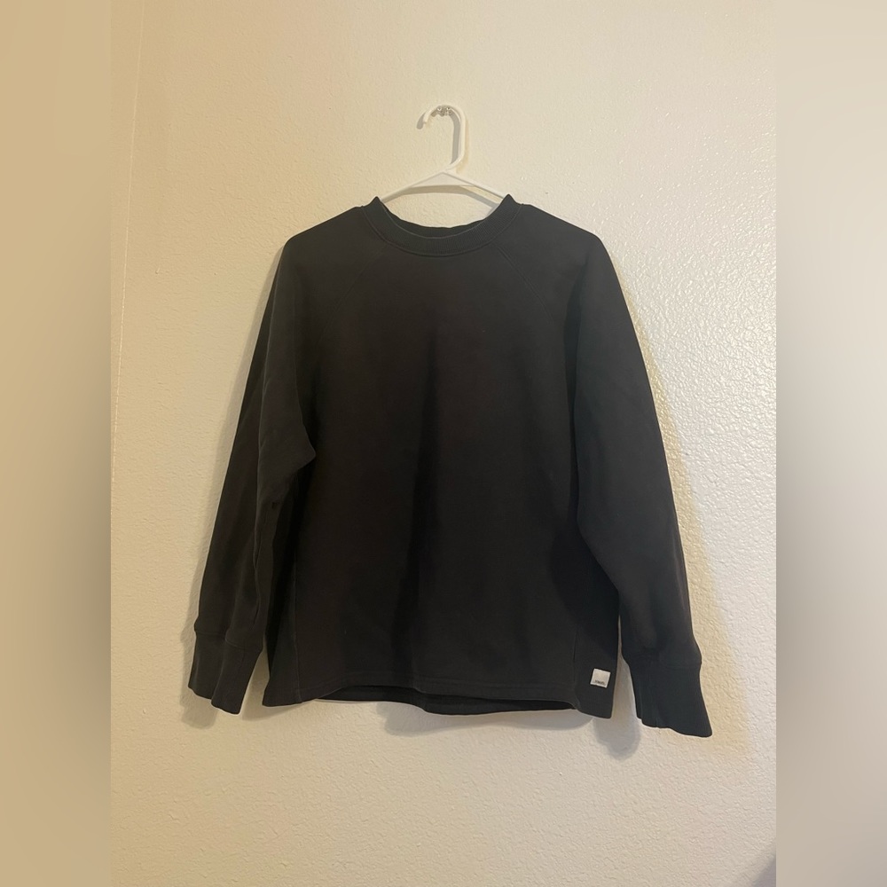 Vuori sweatshirt
